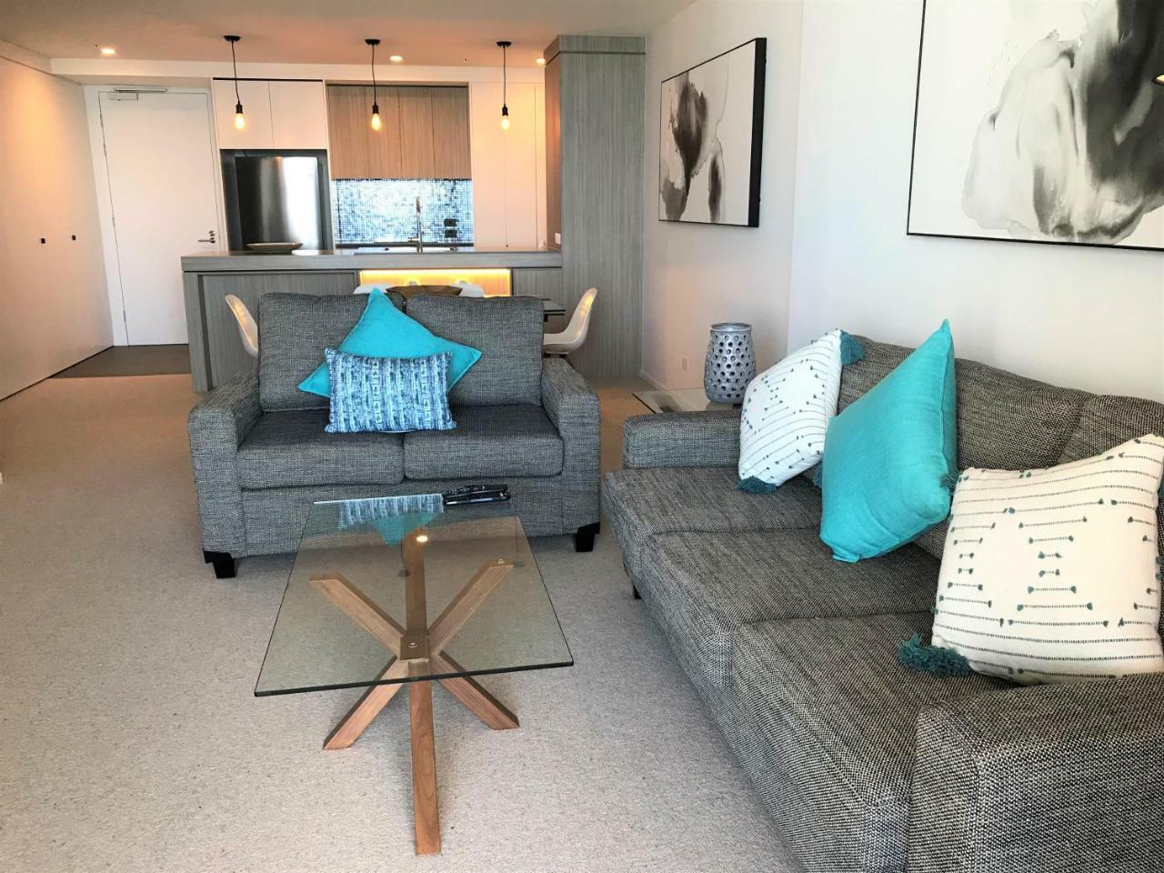 Qube Broadbeach Ocean View Apartments Gold Coast Esterno foto