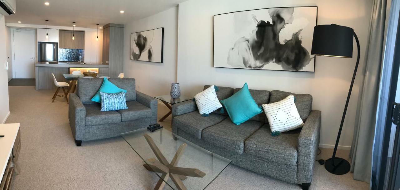Qube Broadbeach Ocean View Apartments Gold Coast Esterno foto