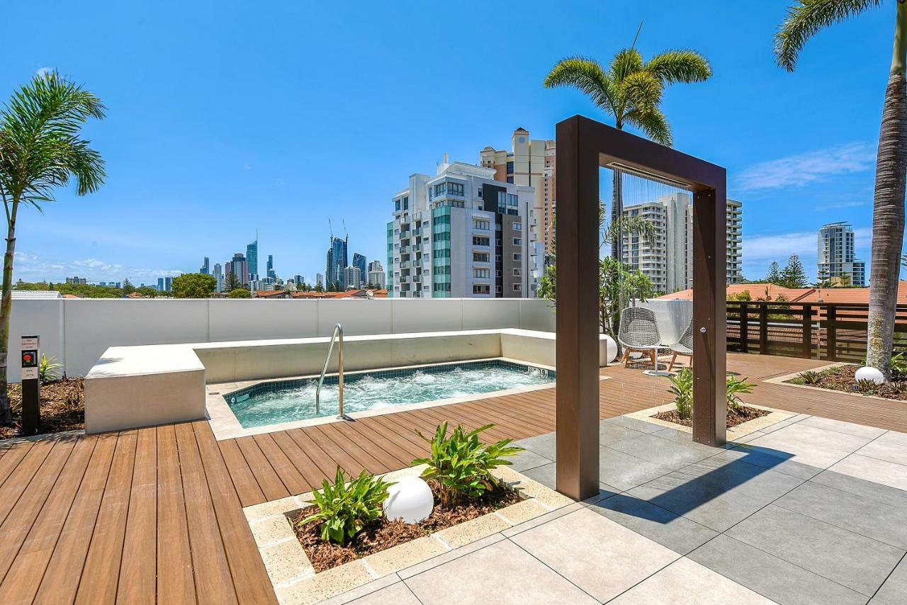 Qube Broadbeach Ocean View Apartments Gold Coast Esterno foto